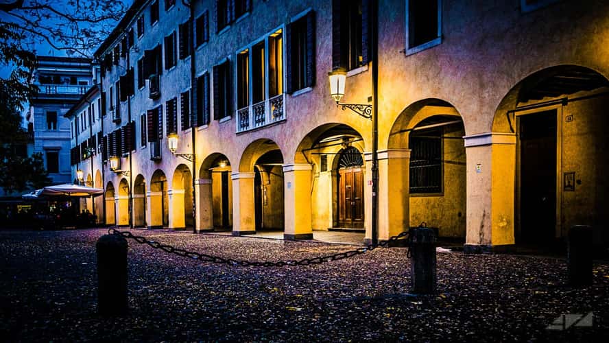 Via Da Carrara