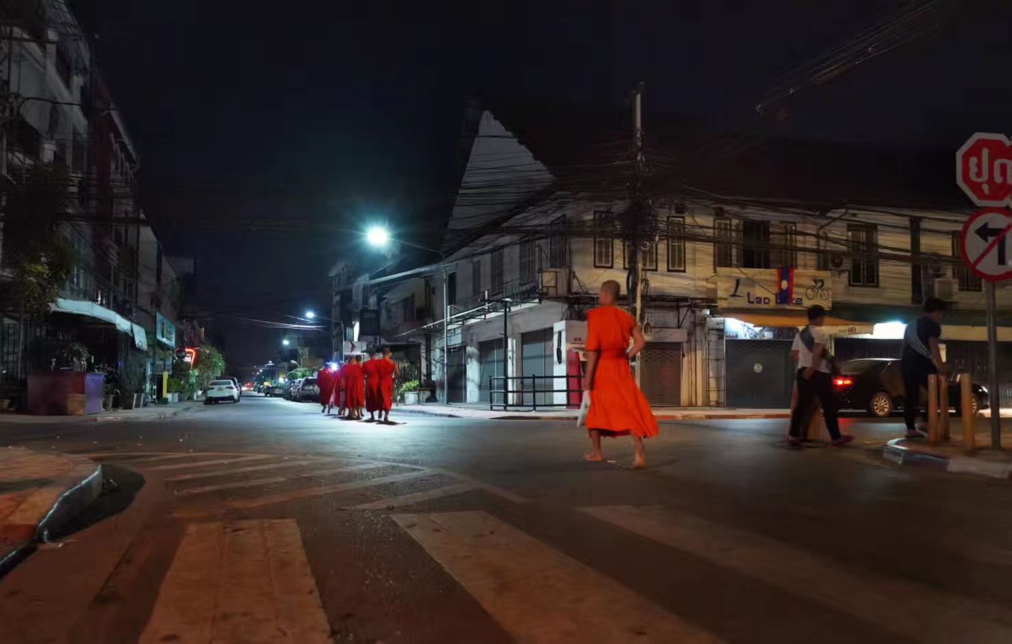 Vientiane morning donating ceremony, Lao