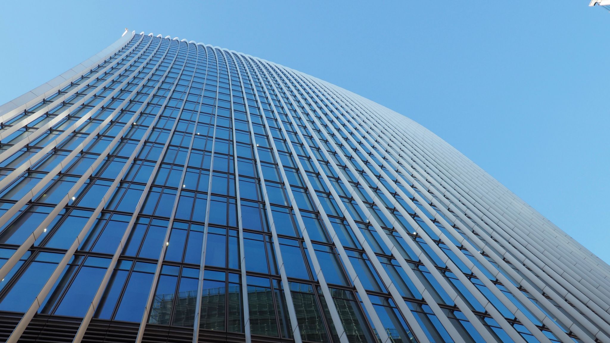 Walkie-talkie building, United Kingdom