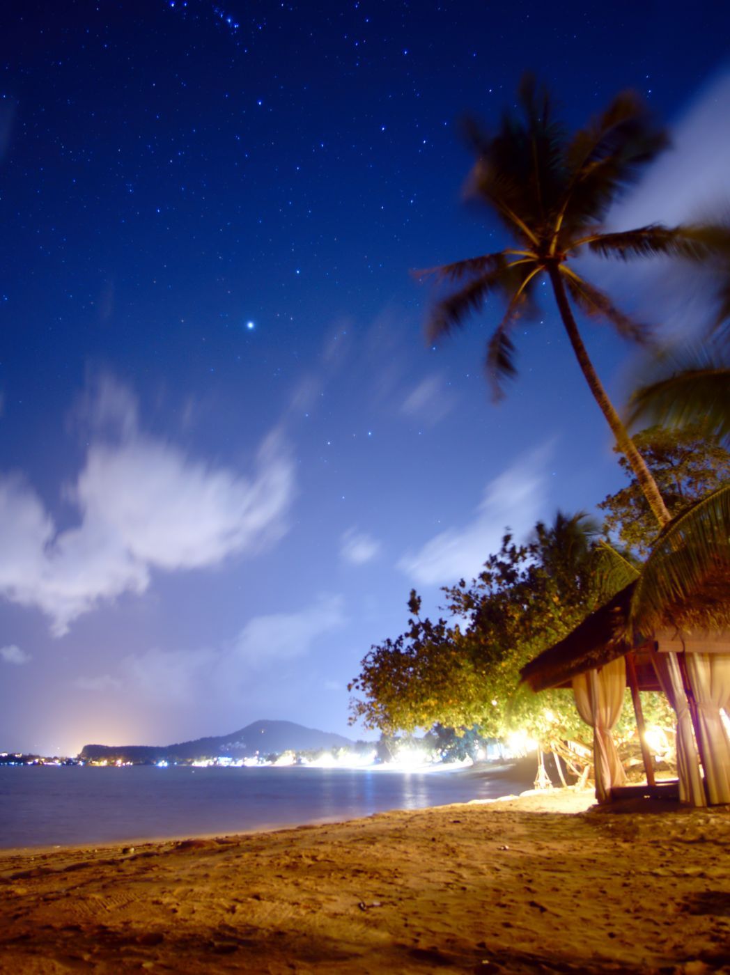 Beach at the back of Zazen Boutique Resort, Thailand