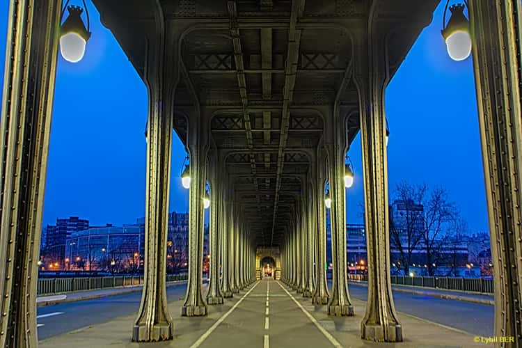 Bir Hakeim Bridge, Paris