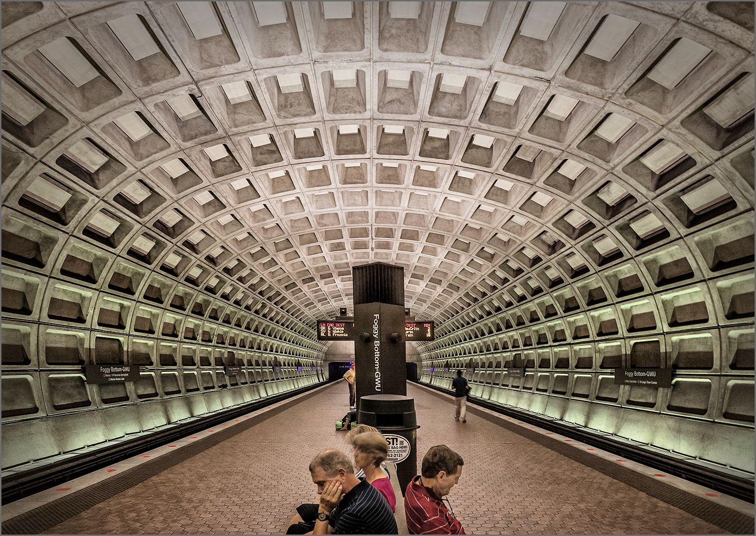 Foggy Bottom Station, Washington DC, USA