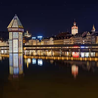 Kapellbrücke von der Seebrücke aus, Switzerland