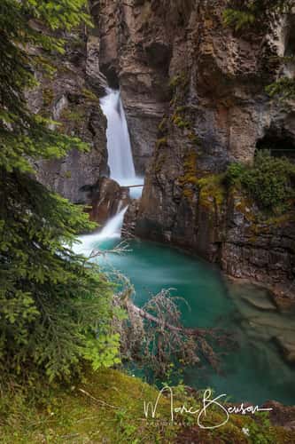 Lower Falls,  Johnston Canyon Trail