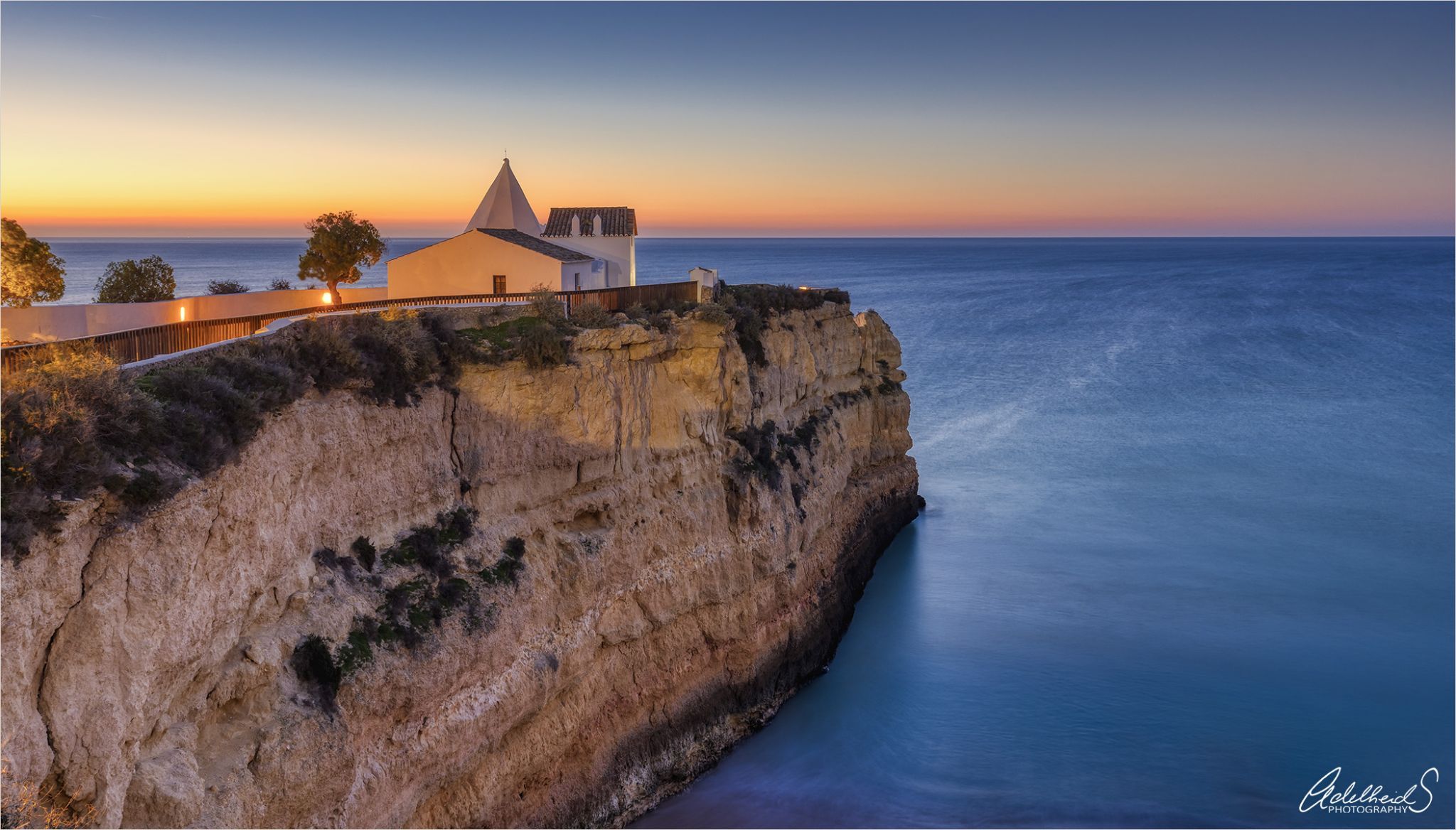 Nossa Senhora da Rocha, Portugal