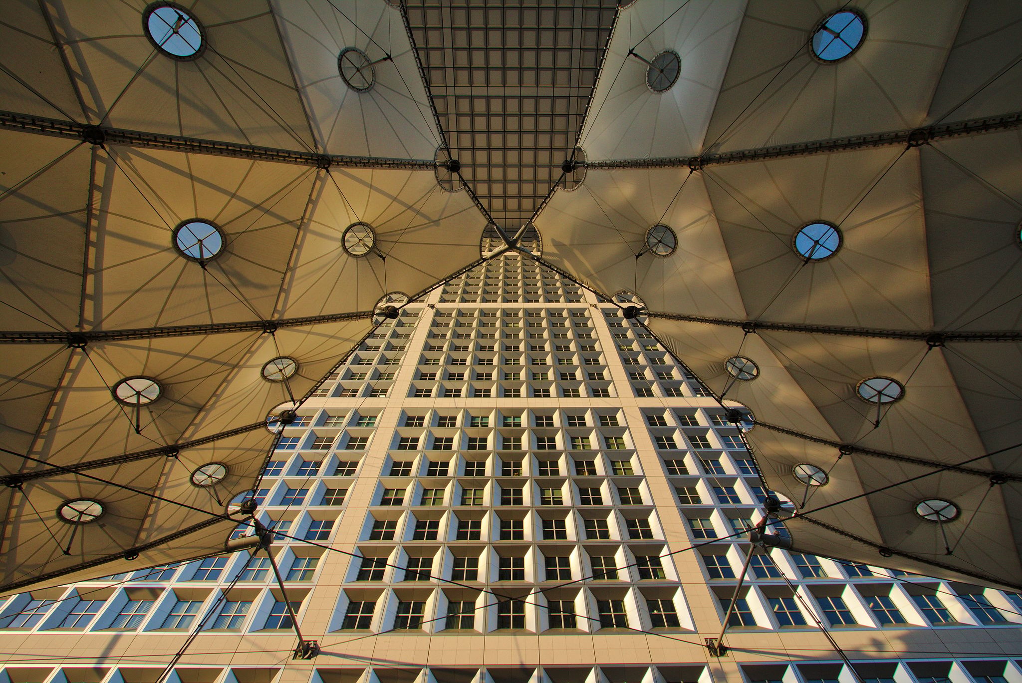 Grande Arche de la Défense, Paris, France