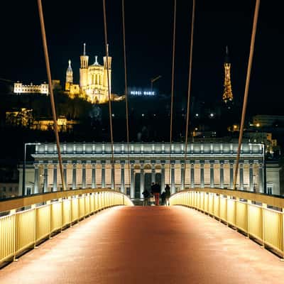 Passerelle du Palais de Justice, France