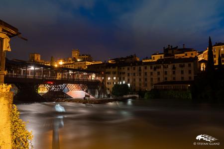 Ponte Vecchio with the castle in the backdrop