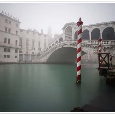 Rialtobridge from the north, Venice, Italy