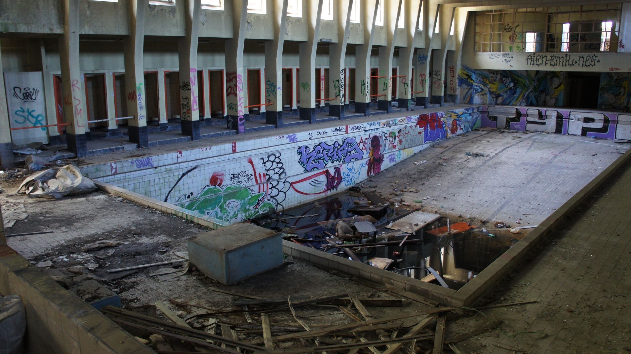 Solvay Swimming Pool, Belgium
