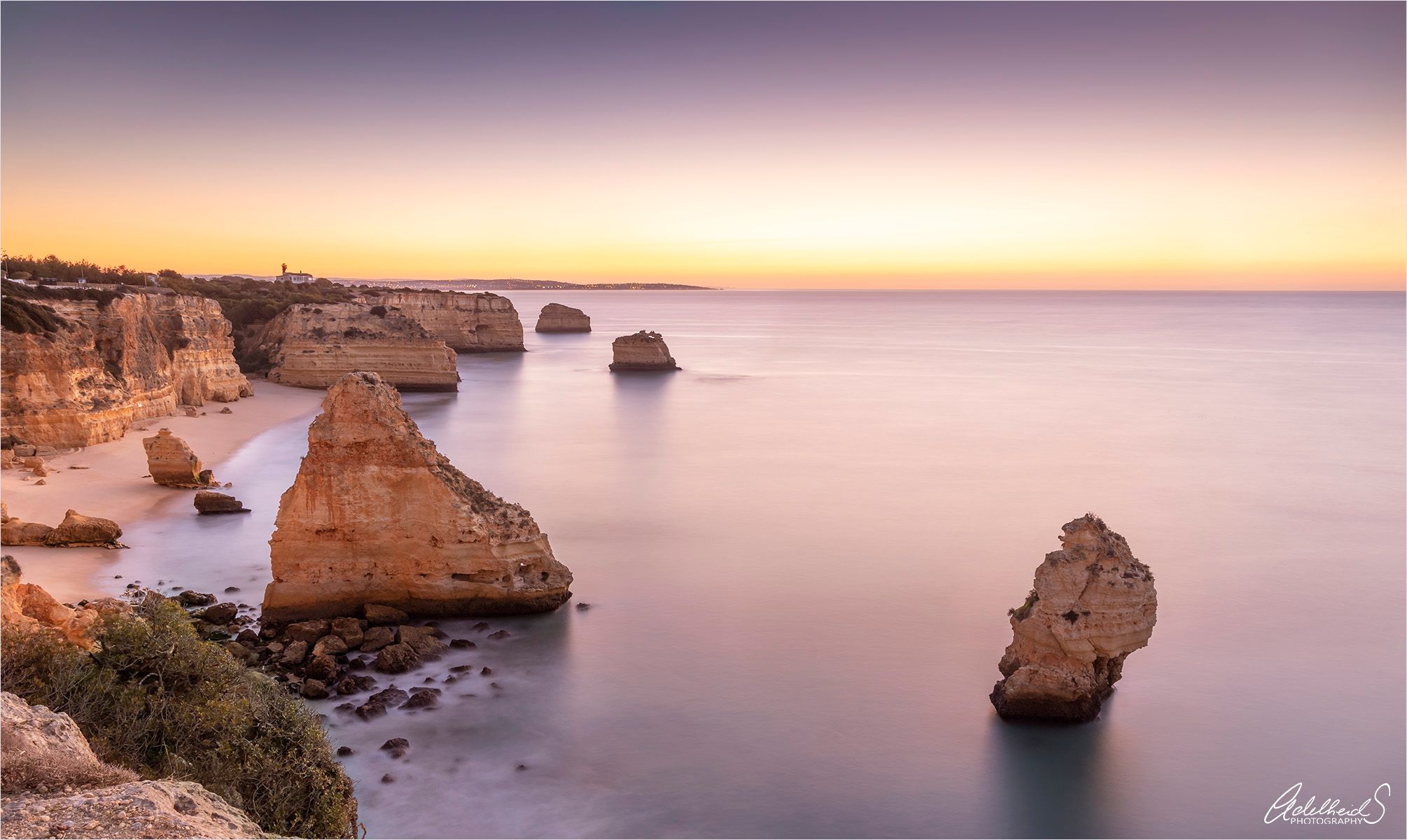 Praia da Marinha, Algarve, Portugal