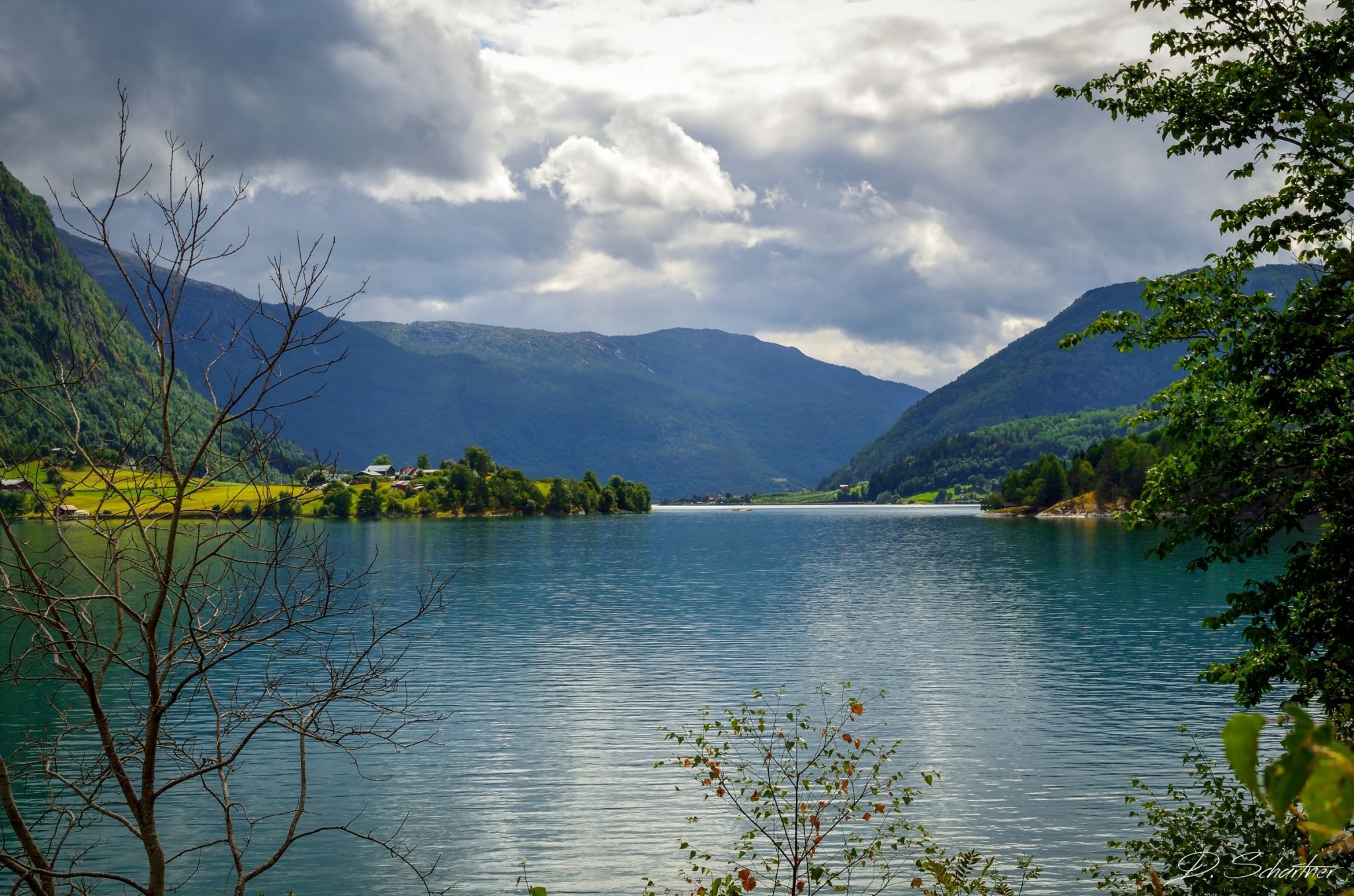 Barsnesfjorden, Norway