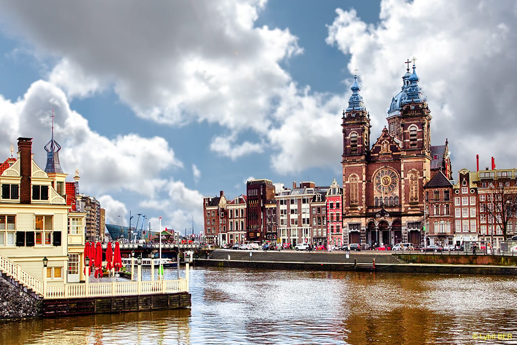 The Basilica of Saint Nicholas in Amsterdam, Netherlands
