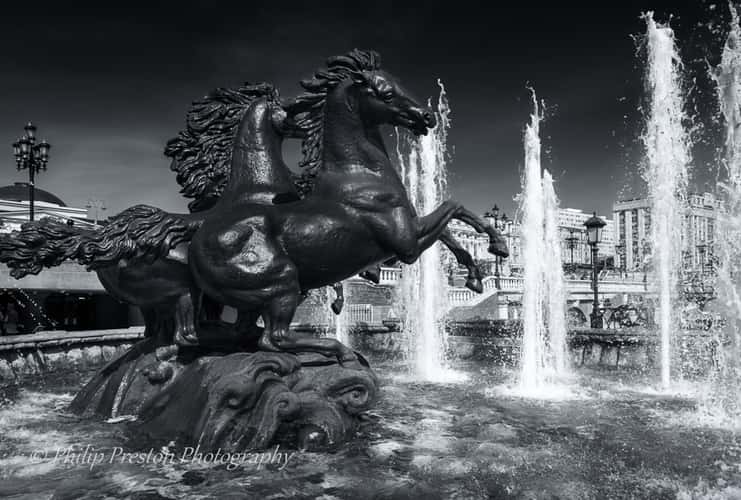 Four Seasons Fountain, Moscow