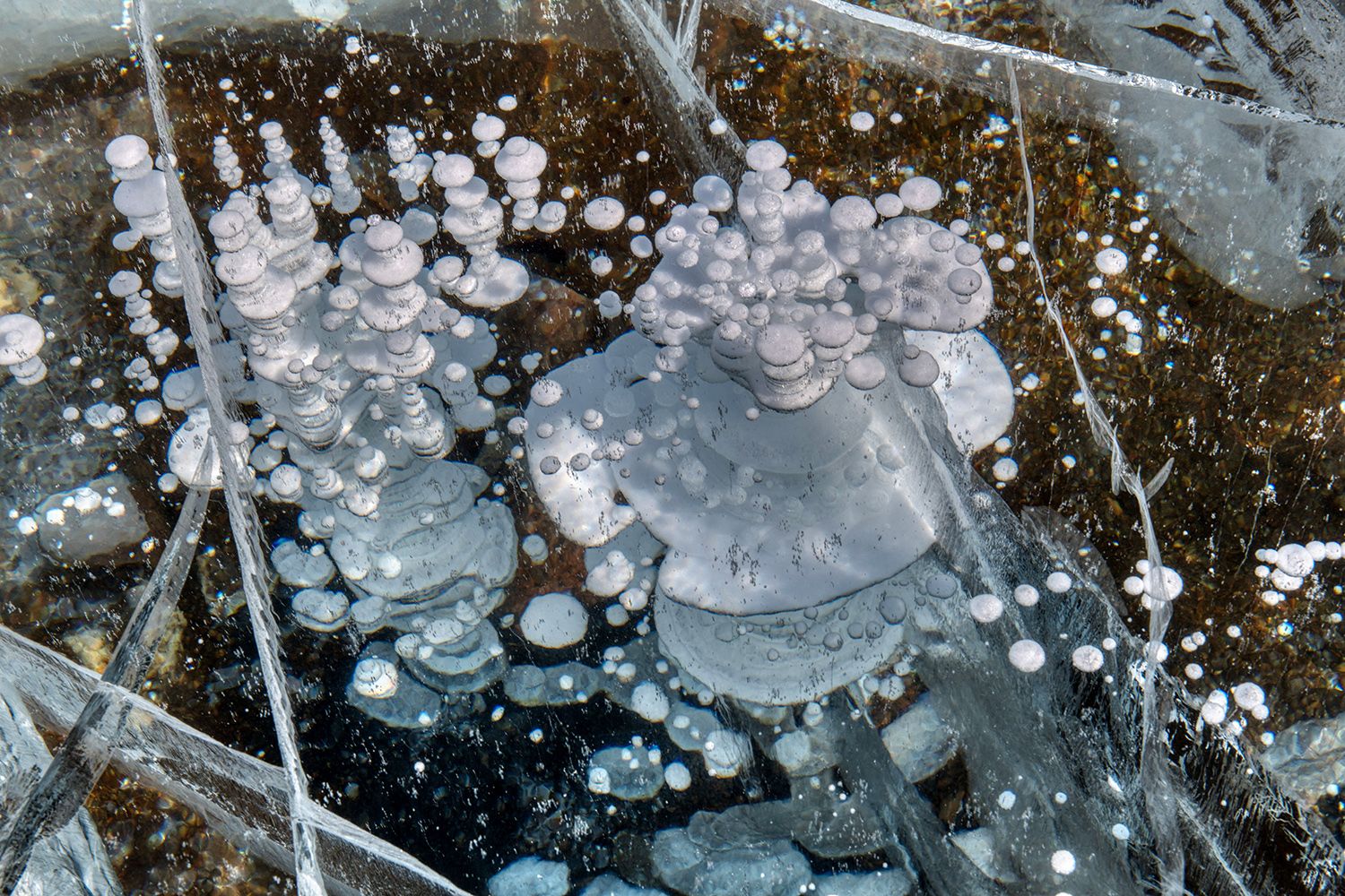 Frozen Methane bubbles, Russian Federation