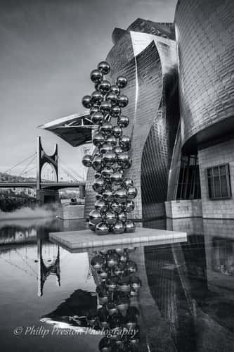 Guggenheim Bilbao Pond