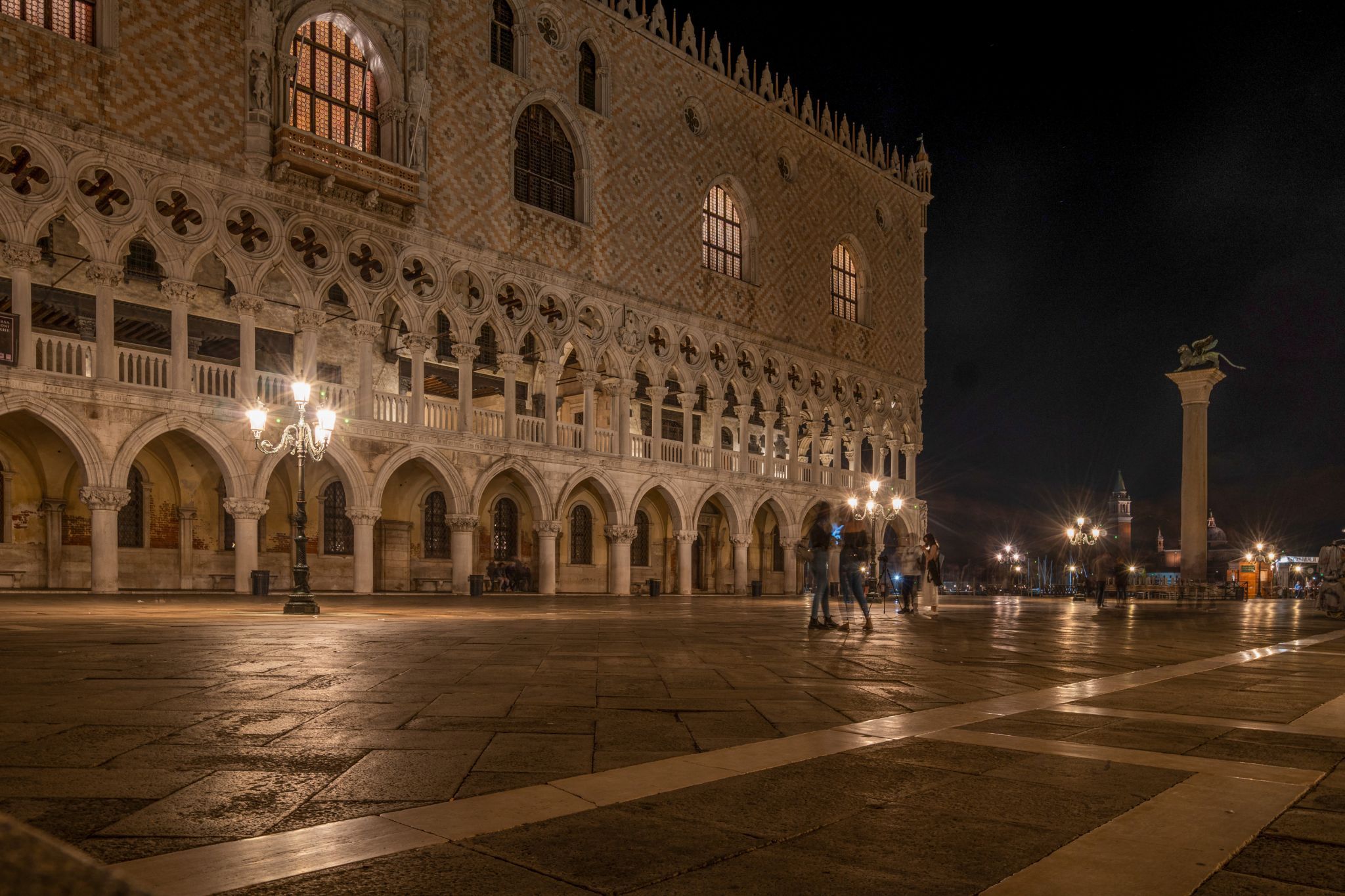 View to Palazzo Ducale, Italy