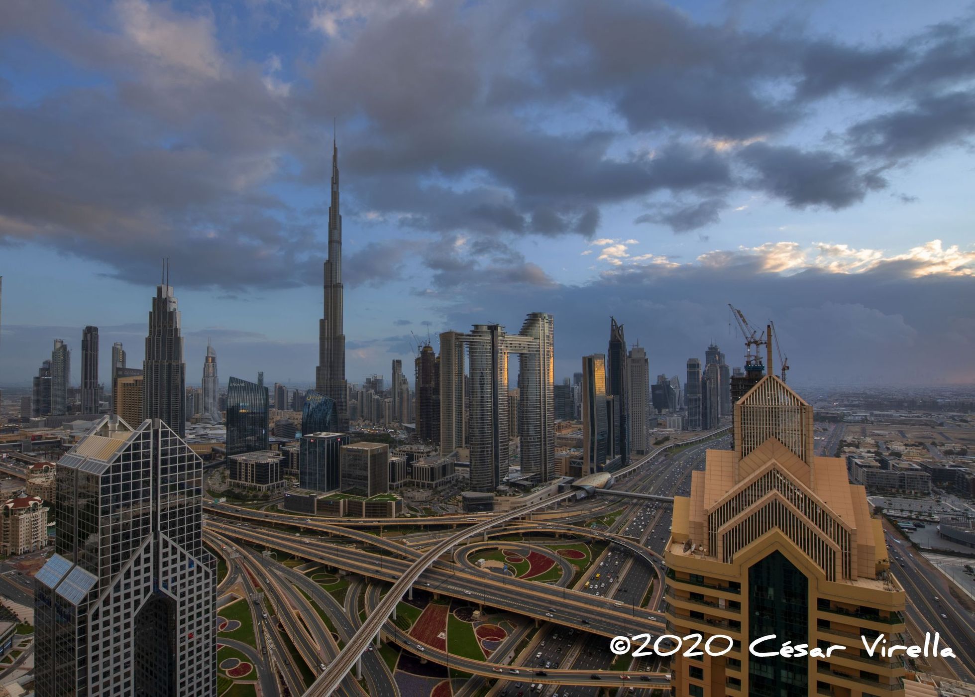 The Best View of Dubai, Burj Khalifa view from Shangri-La, United Arab Emirates