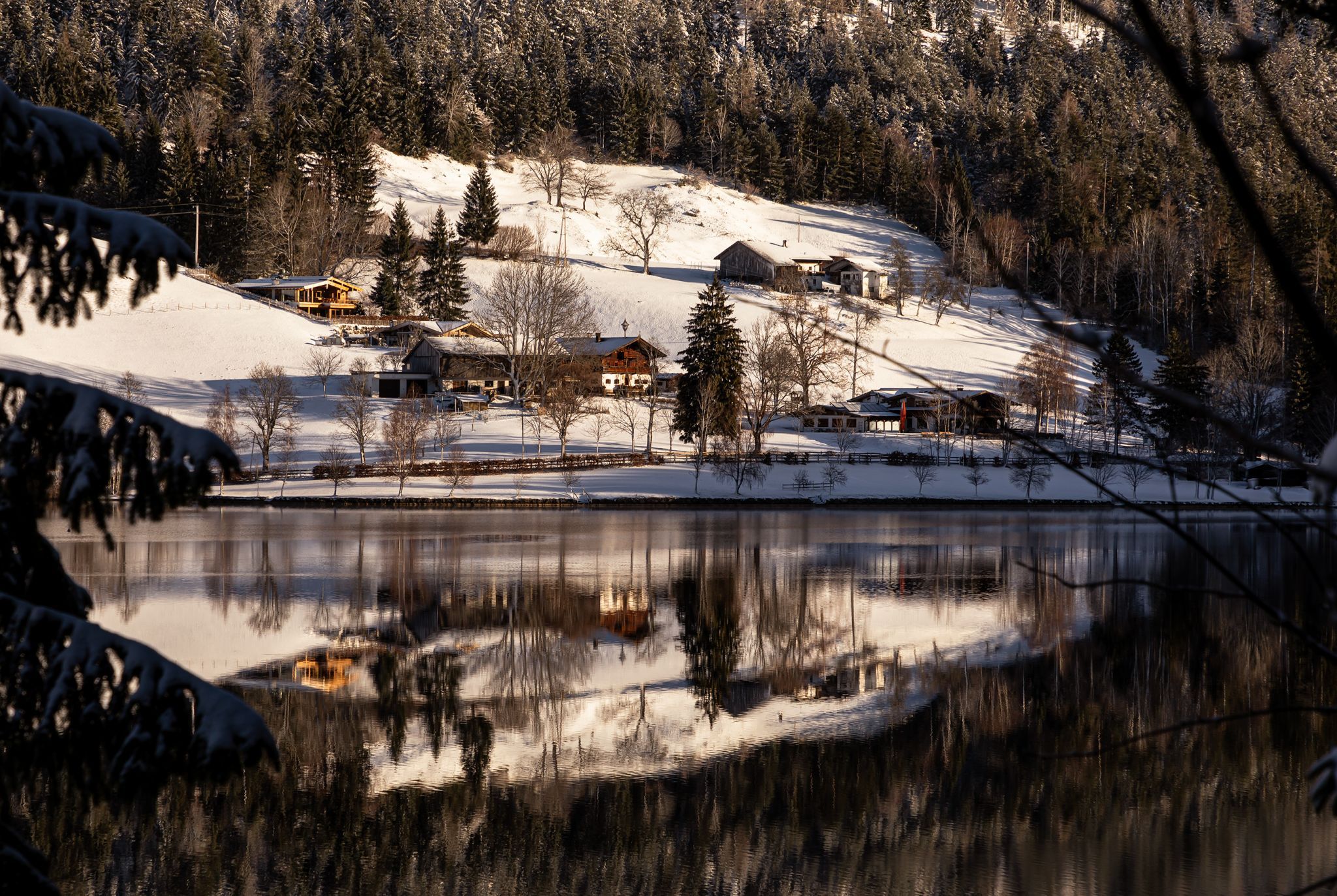 Spätherbst am Hintersteiner See, Austria