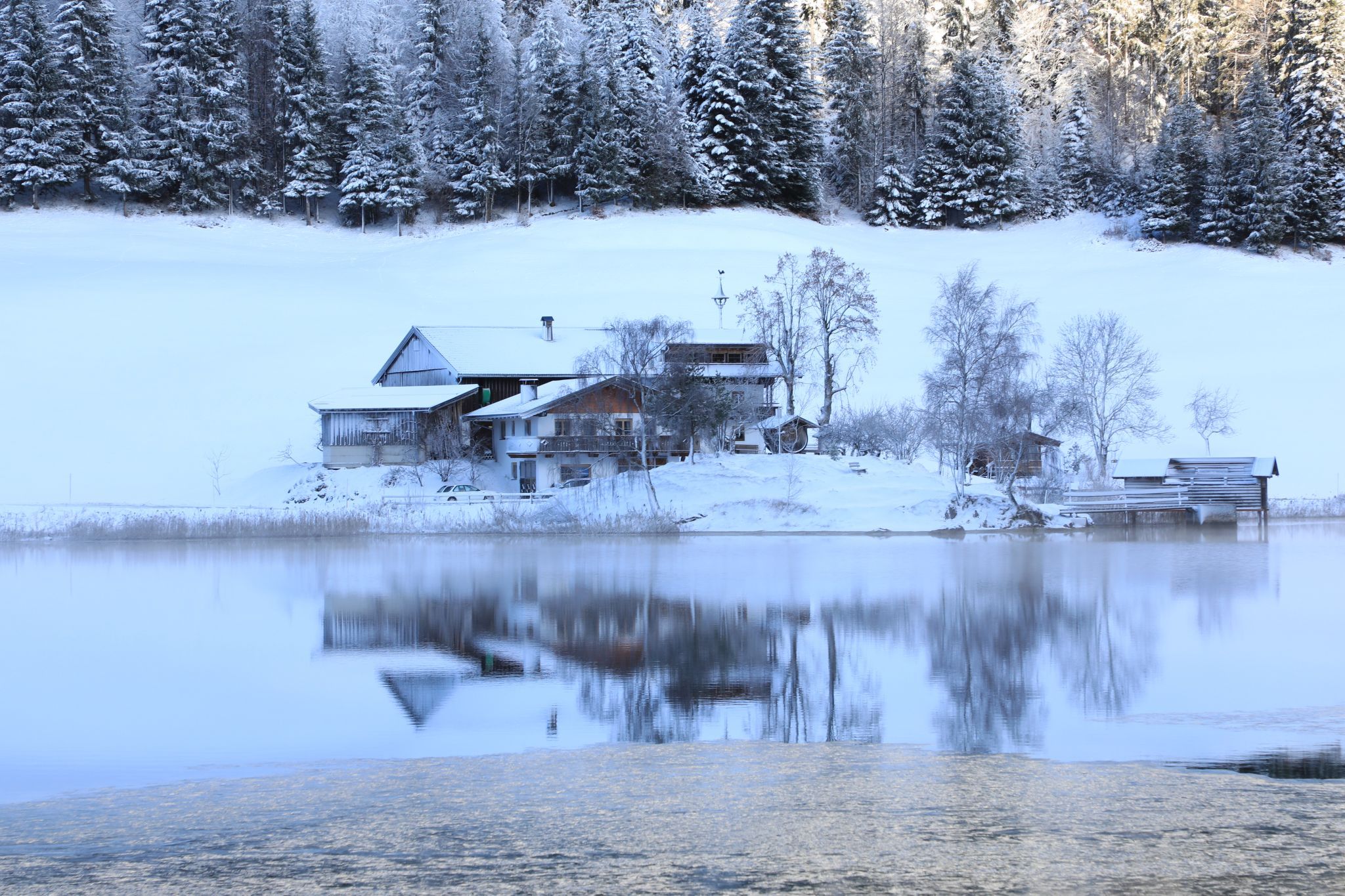 Spätherbst am Hintersteiner See, Austria