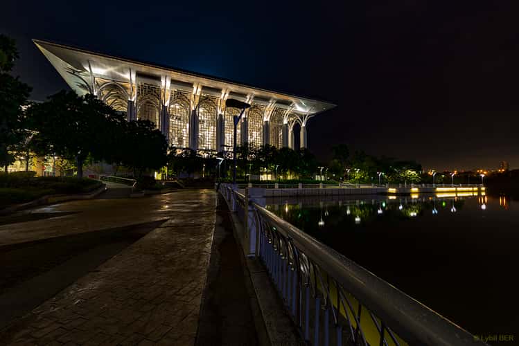 Steel Mosque, Putrajaya