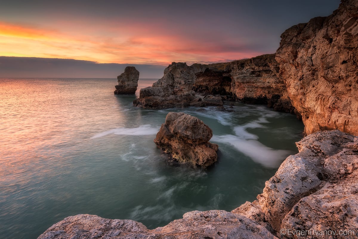 The Arch, Bulgaria