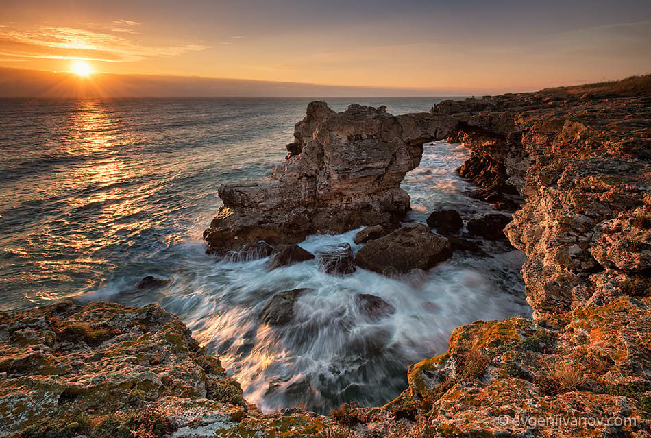 The Arch, Bulgaria