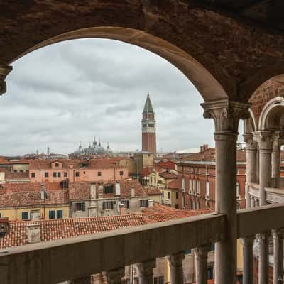 View Palazzo Contarini del Bovolo, Italy