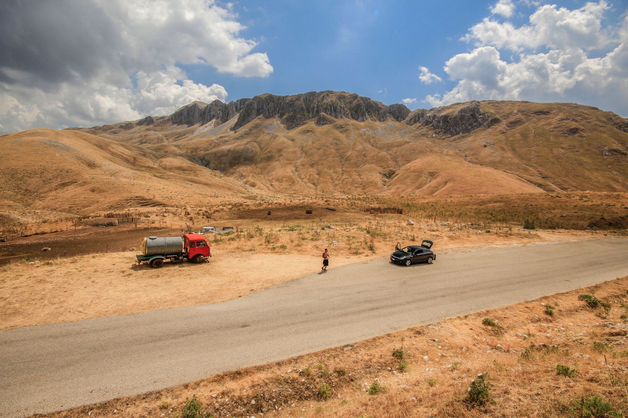 Chasing Mad Max, Italy