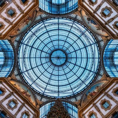 Galleria Vittorio Emanuele II, Italy