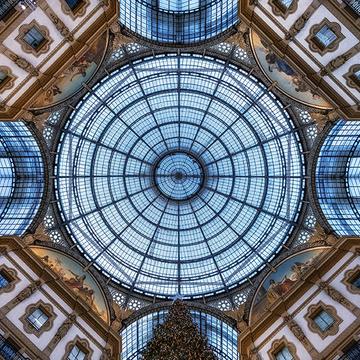 Galleria Vittorio Emanuele II, Italy