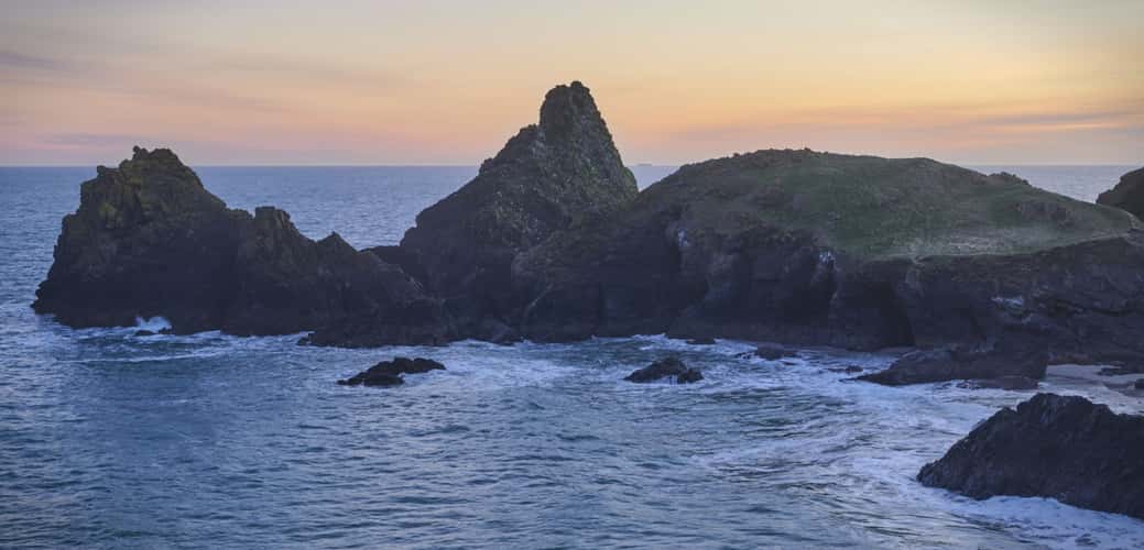 Kynance Cove , Cornwall