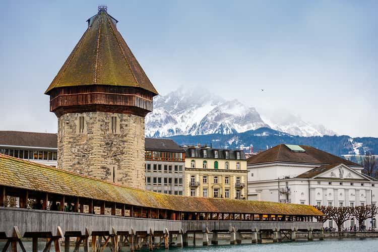 (Kapellbrücke) Chapel Bridge in Lucerne