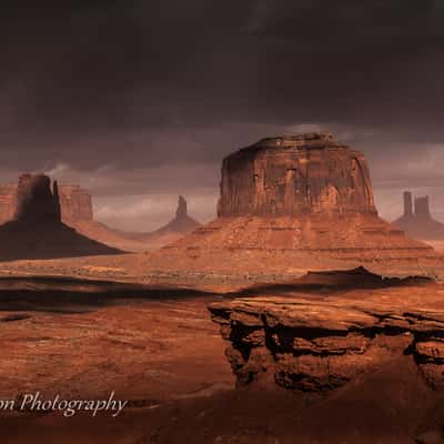 Monument Valley from Artist's Point, USA