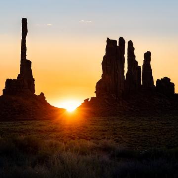 Monument valley Totem pole sunrise spot, USA