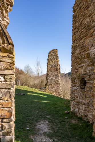 Neublankenheim Castle Ruin
