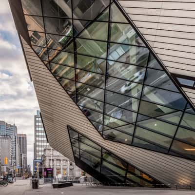 Royal Ontario Museum (ROM), Canada