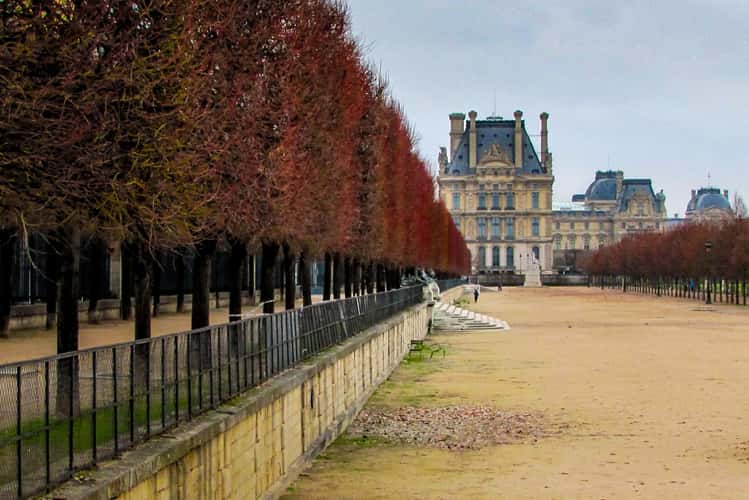 School Louvre Palace, Paris