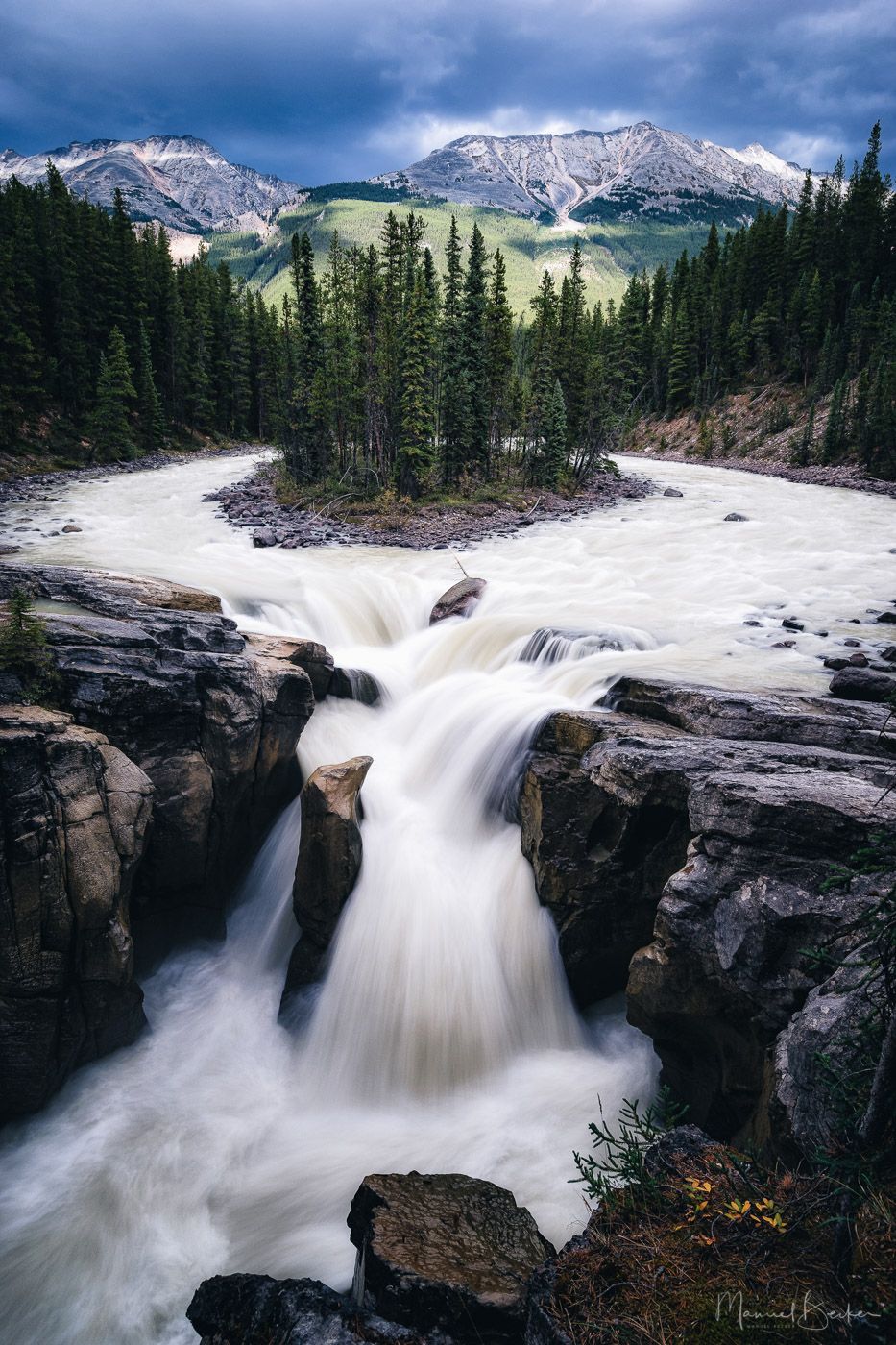 Sunwapta Falls from nearby, Canada