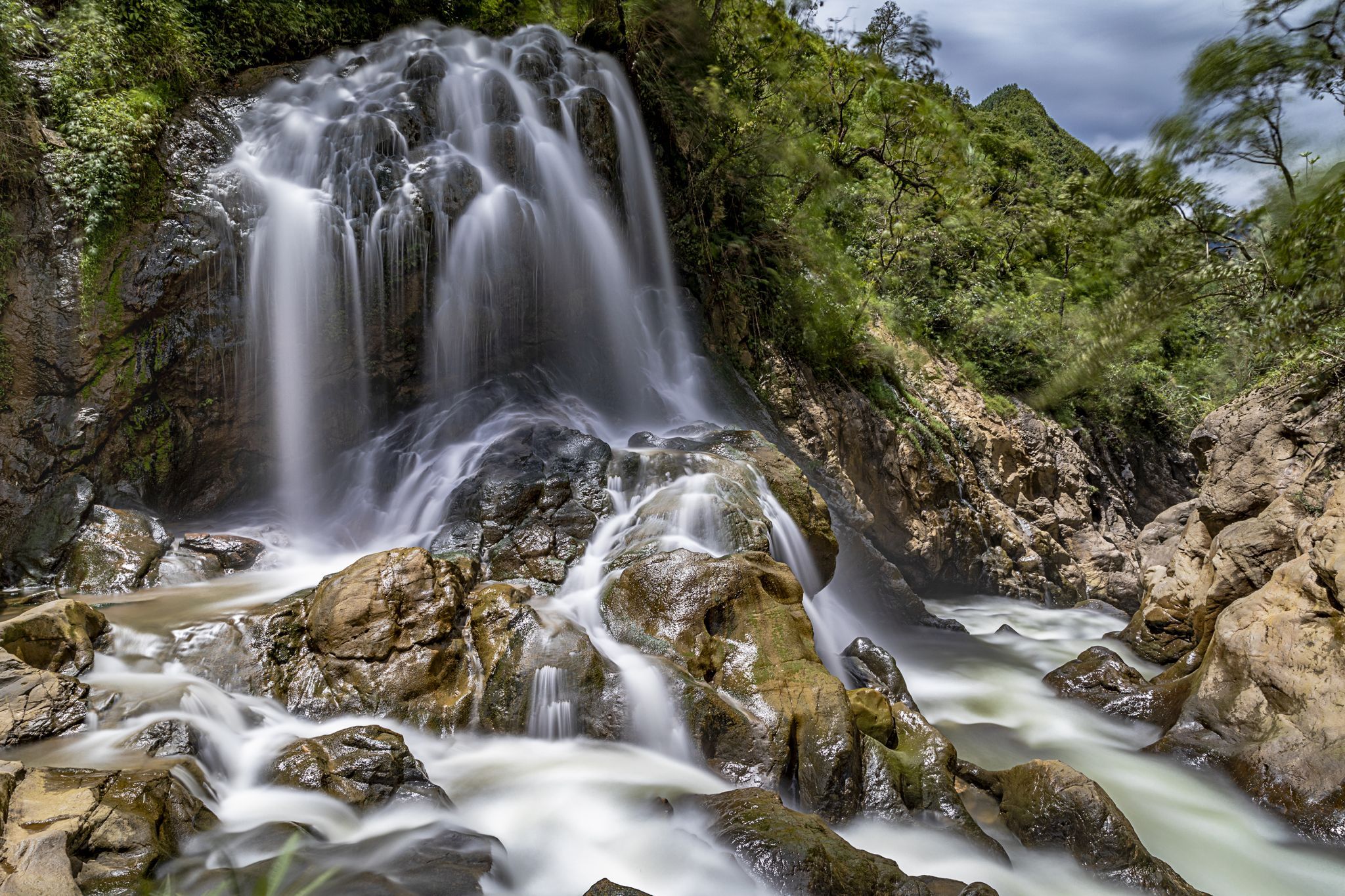 Tien Sa Waterfall, Vietnam