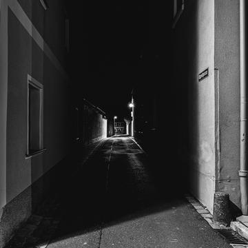 Alley Shot, Germany