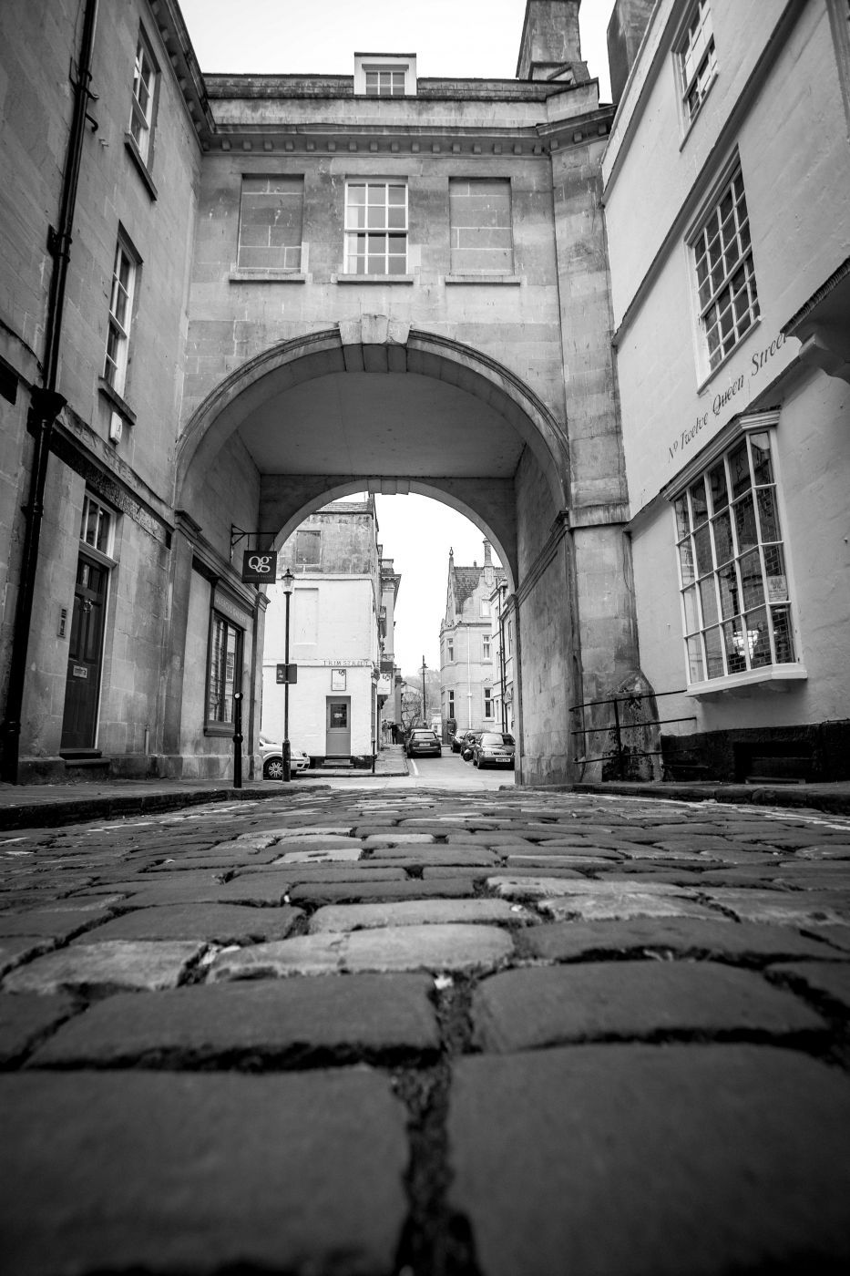 B&W street shot Bath England, United Kingdom