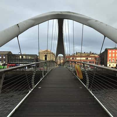 Brücke über den River Boyne in Drogheda, Ireland