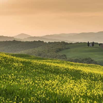 Cappella Madonna di Vitaleta from far away, Italy