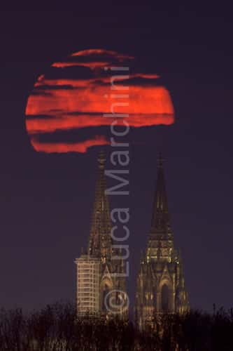 Full moon behind the Cathedral, Cologne