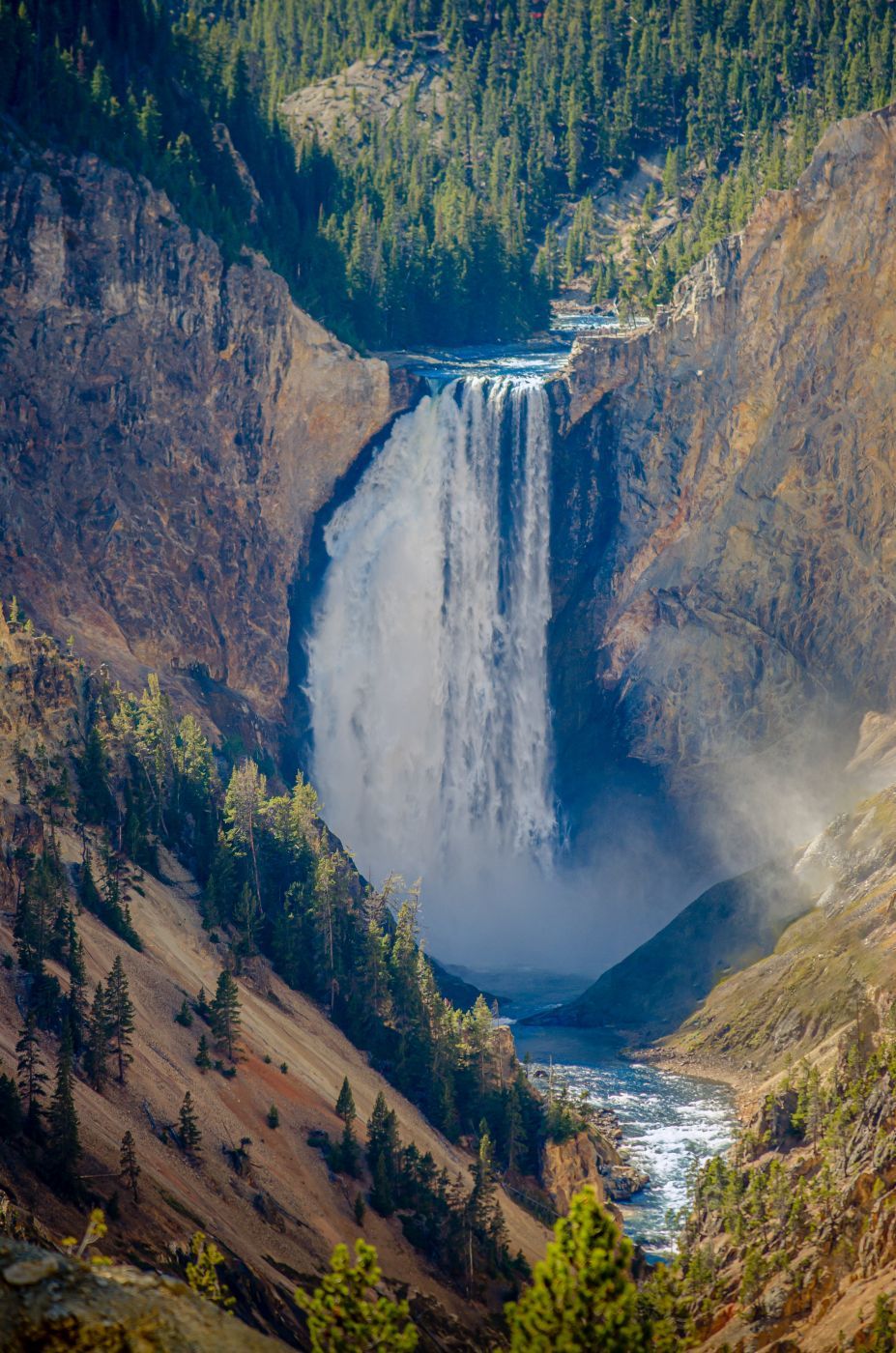 View of the Lower Falls, Yellowstone National Park, USA
