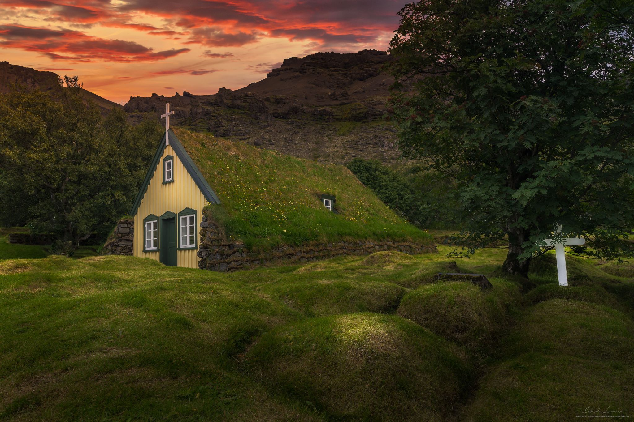 Hofskirkja, Iceland