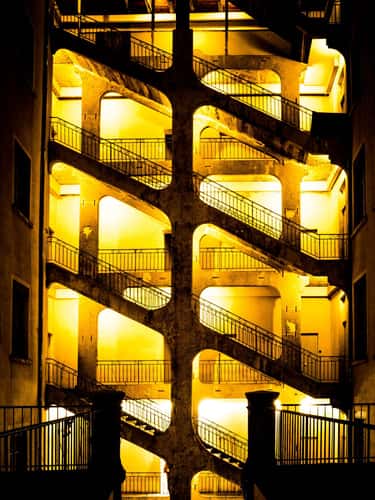 La cour des voraces, Lyon