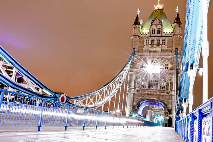 Traffic on the Tower Bridge, London