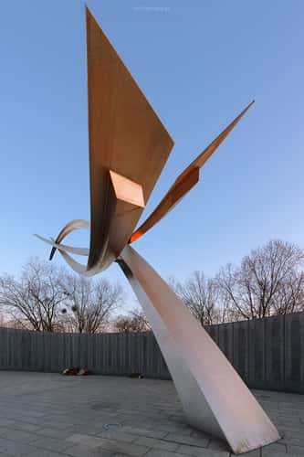 Memorial to the Polish Airmen who fell in World War II